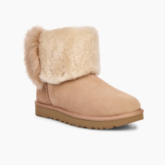 UGG Classic Mini Wisp Boot - Picture 3 of 7